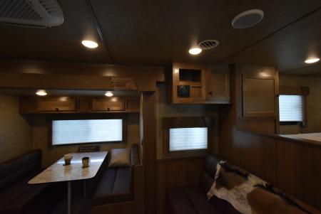 New 2027 Lakota Legacy 8415SR Horse Trailer