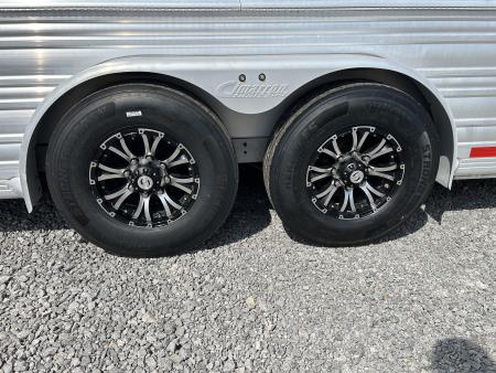 Used 2015 Cimarron Showstar 9064