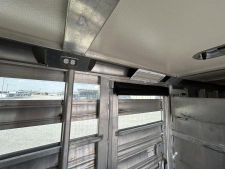 Used 2015 Cimarron Showstar 9064