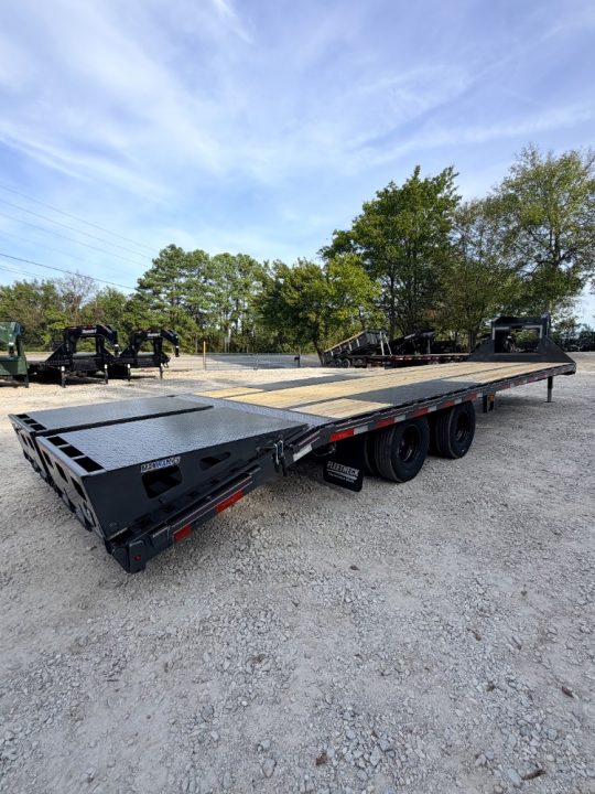 New 2027 Diamond C Trailers 25.9K FMAX212 Max Ramps 32'X102" Flatbed Trailer