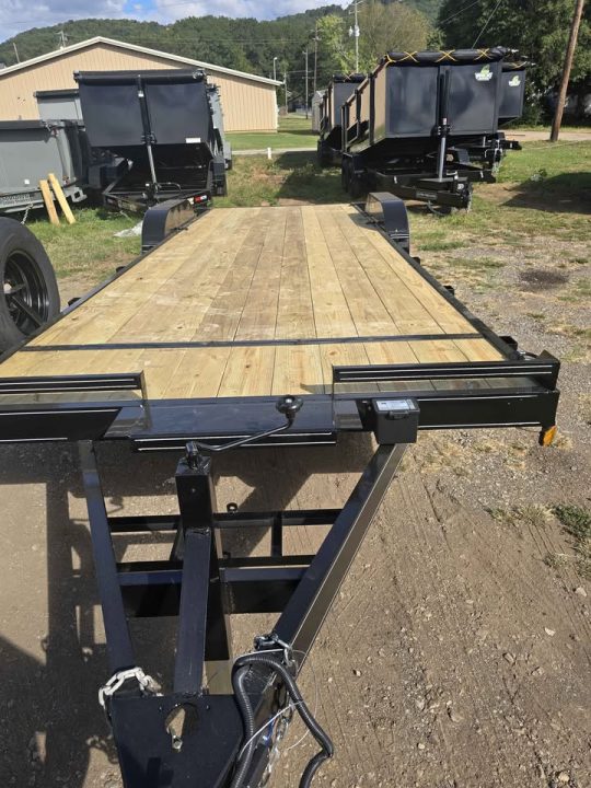 New 2026 82X24 5200LB AXLES DELUXE MODEL blow out sale