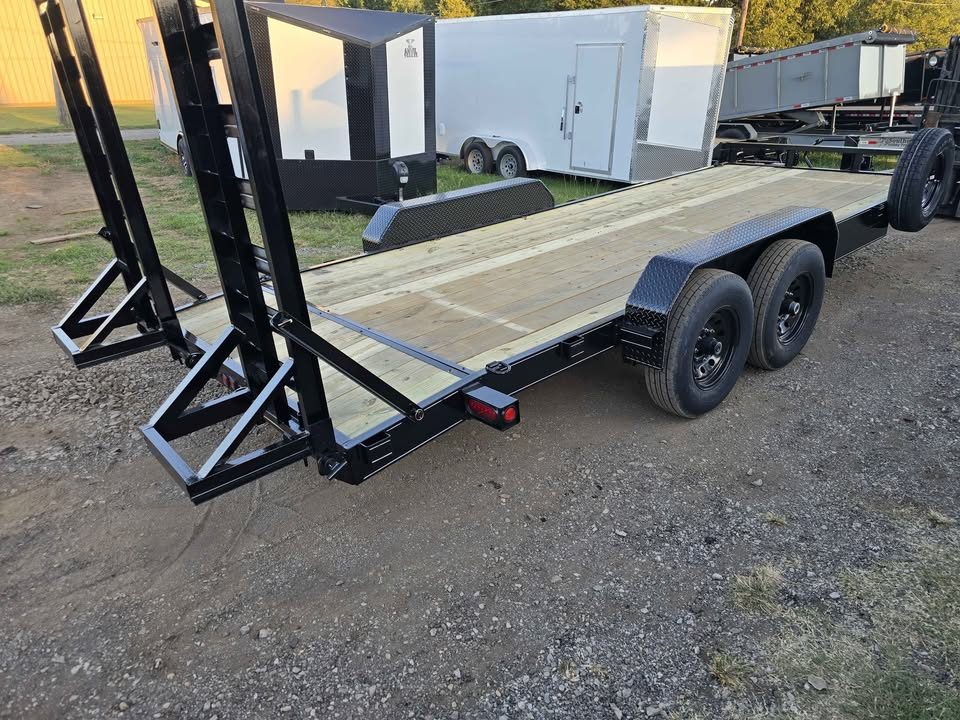New 2026 82X20 14000LB DELUXE MODEL blow out sale