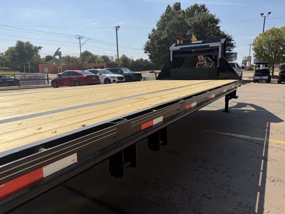 New #144780 2026 MP CUSTOMS 40 X 102 TANDEM AXLE 14K FLATBED GOOSENECK W/ MAXX RAMPS