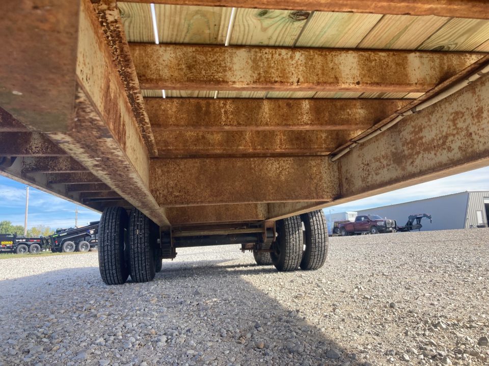 Used 1984 Trail King 102X24 TANDEM 25K PINTLE W/ FLIP OVER RAMPS Deckover Trailer