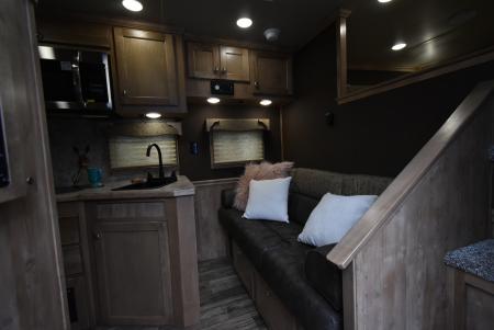 New 2027 Merhow Trailers Stampede Horse Trailer