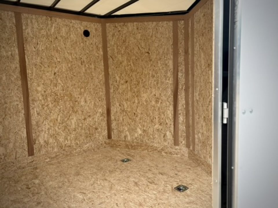 New 2027 Discovery Trailers ET 8.5 x 20 Enclosed 10 K Car Hauler
