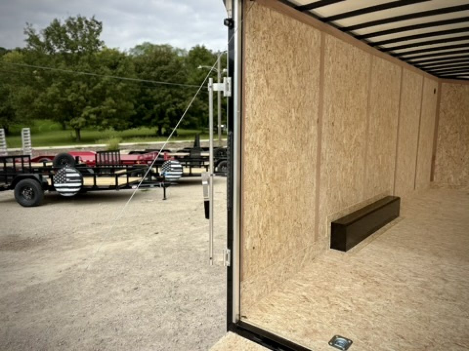 New 2027 Discovery Trailers ET 8.5 x 20 Enclosed 10 K Car Hauler