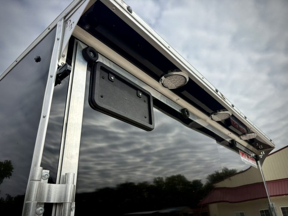 New 2027 Discovery Trailers ET 8.5 x 20 Enclosed 10 K Car Hauler