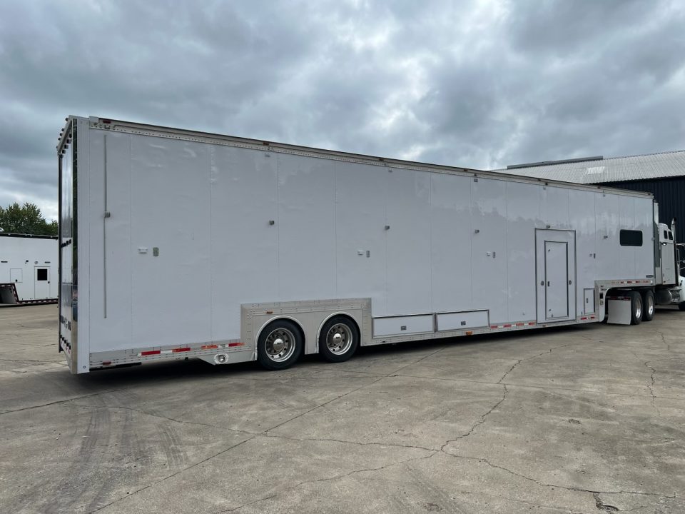 Used 1998 Featherlite Trailers 814700 Car Trailer 53FT
