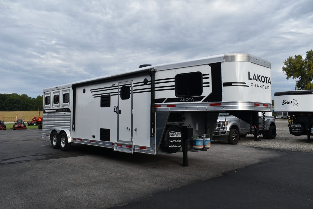 New 2027 Lakota Charger 8311 Horse Trailer