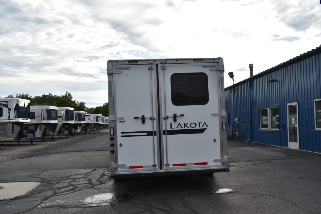 New 2027 Lakota Charger 8311 Horse Trailer