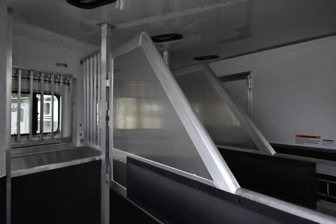 New 2027 Lakota Charger 8311 Horse Trailer