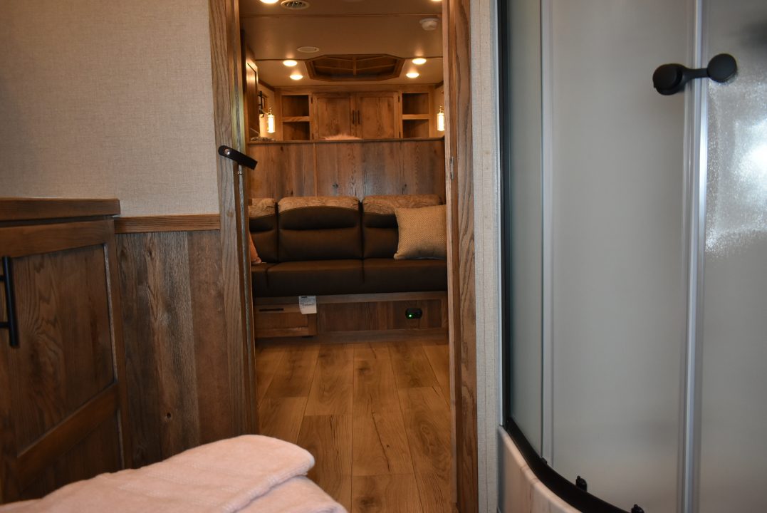 New 2027 Lakota Charger 8311 Horse Trailer