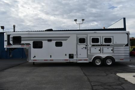 New 2027 Lakota Charger 8311 Horse Trailer