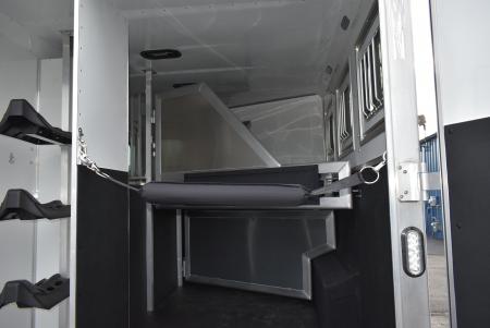 New 2027 Lakota Charger 8311 Horse Trailer