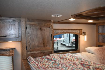 New 2027 Lakota Charger 8311 Horse Trailer