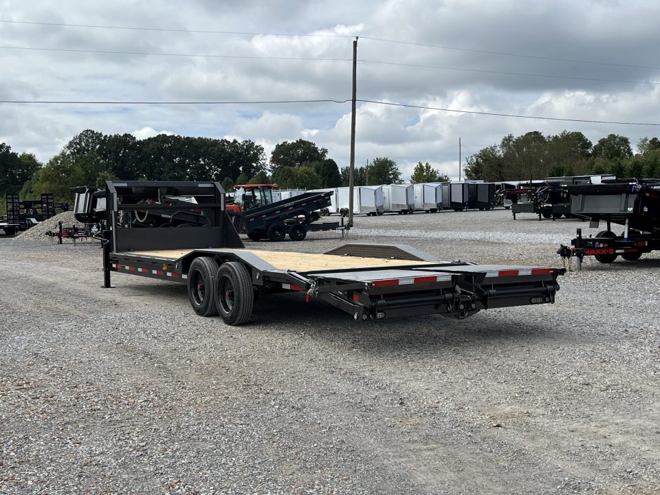 New 2027 MAXXD Gooseneck Trailer | 102" x 26' 18K GVWR