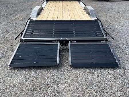 New 2027 MAXXD Gooseneck Trailer | 102" x 26' 18K GVWR