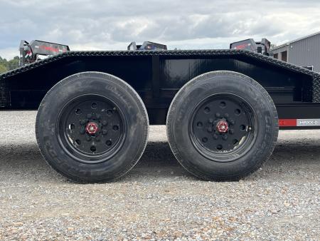 New 2027 MAXX-D 102"X24' 18K Gooseneck Tilt Equipment Trailer