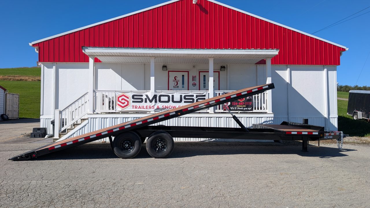 New 2027 BWise 26' (4' Stationary + 22' TILT) Deckover POWER Split Tilt Trailer