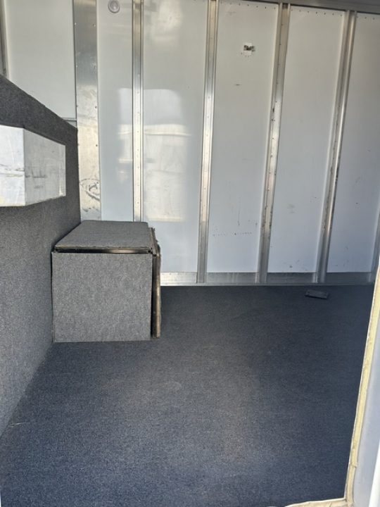 Used 2002 Exiss 3 Horse Slant