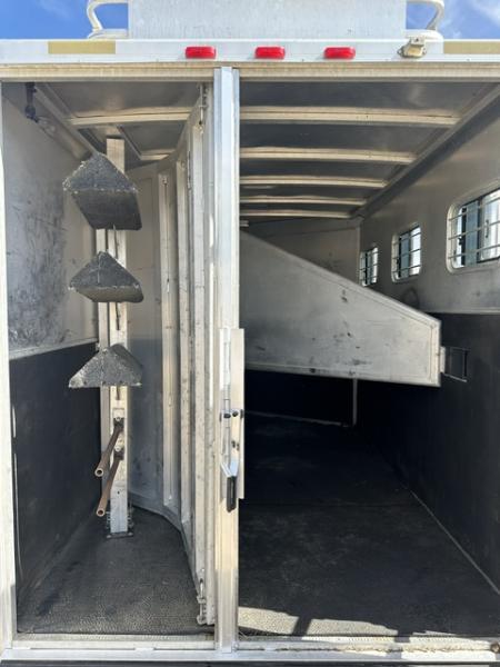 Used 2002 Exiss 3 Horse Slant
