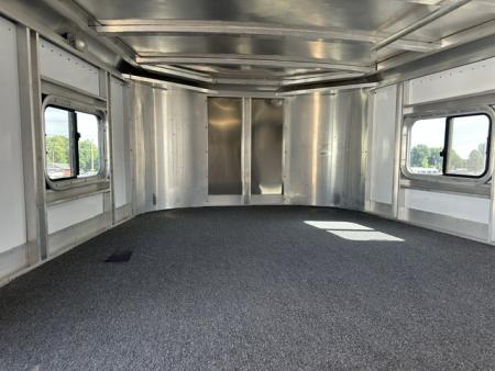 Used 2002 Exiss 3 Horse Slant