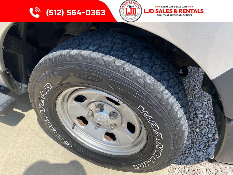 Used 2017 RAM 1500 EXPRESS - 4X4 - QUAD CAB Truck