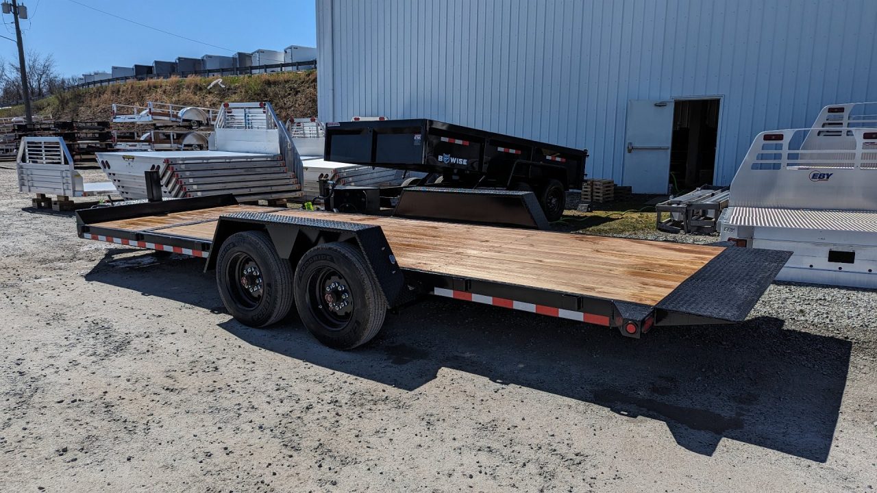 New 2027 BWise 20' (4+16) Lo Pro Gravity Tilt Trailer w/ Adjustable Cushion Cylinder