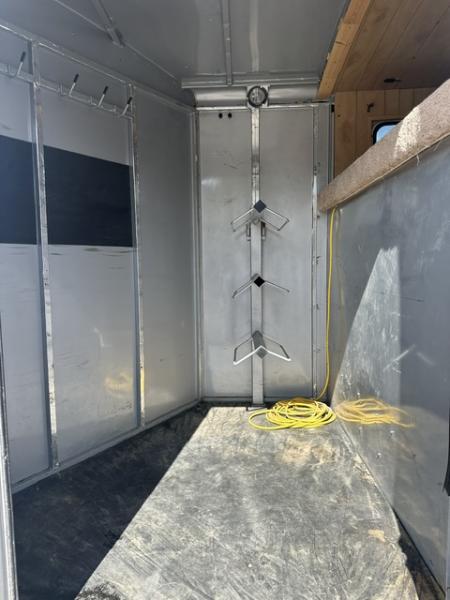 Used 2014 Titan 3 Horse Slant