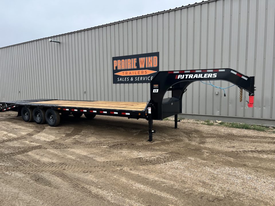 New 2027 PJ Trailers 28 LS Gooseneck Triple Axle Flatbed Trailer
