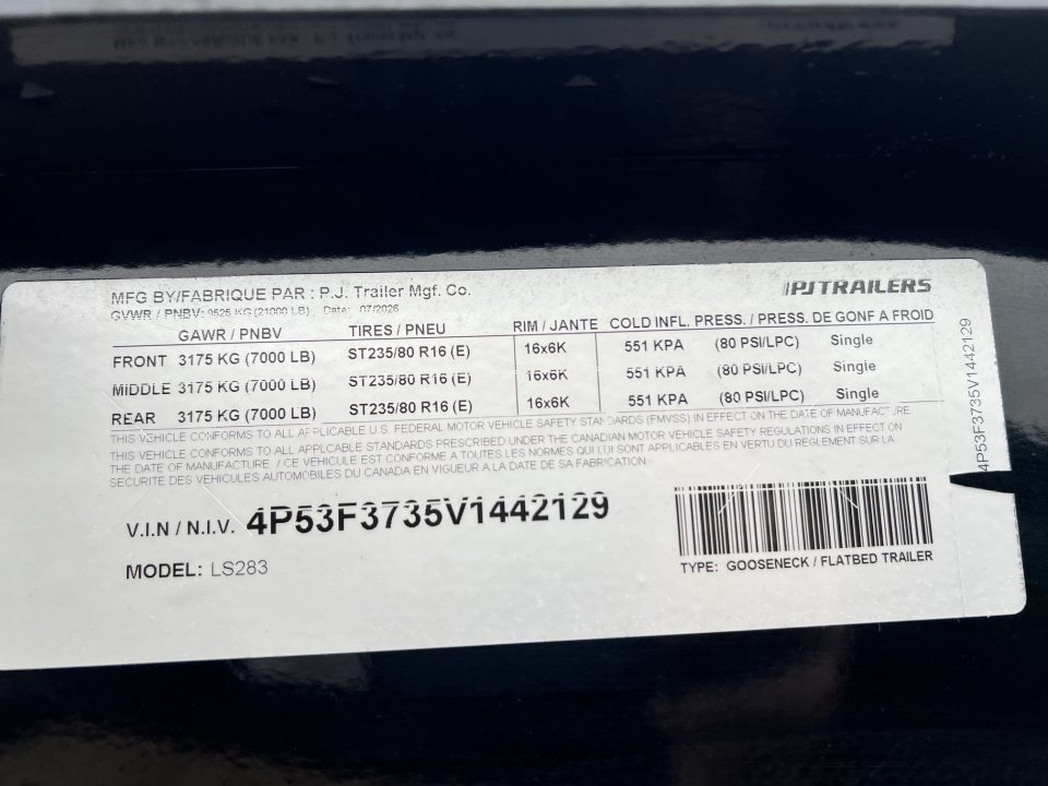 New 2027 PJ Trailers 28 LS Gooseneck Triple Axle Flatbed Trailer