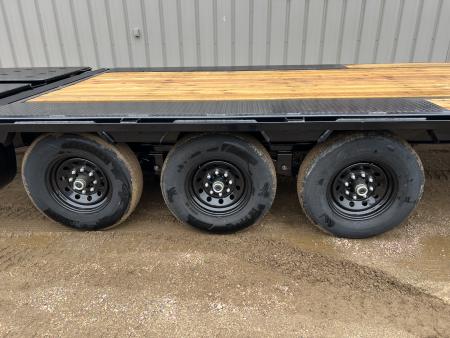 New 2027 PJ Trailers 28 LS Gooseneck Triple Axle Flatbed Trailer