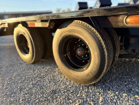New 2027 PJ Trailers 102X25 PINTLE HITCH 25900 GVWR MEGA RAMPS Equipment Trailer