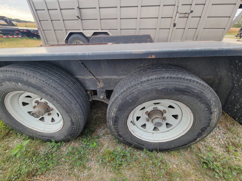 Used 2009 Sure-Trac 7x18+2 Car Hauler