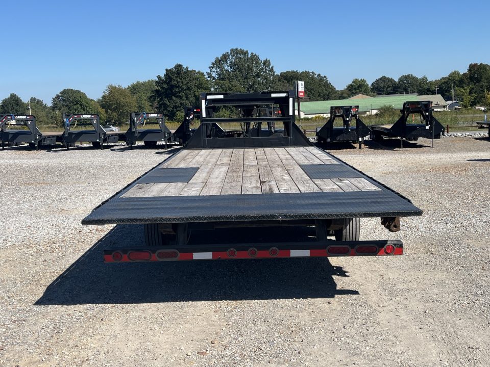 Used 2022 Load Trail 102"X24' 16K Gooseneck Tilt Trailer