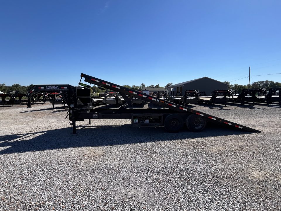 Used 2022 Load Trail 102"X24' 16K Gooseneck Tilt Trailer