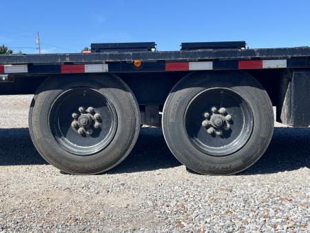 Used 2022 Load Trail 102"X24' 16K Gooseneck Tilt Trailer