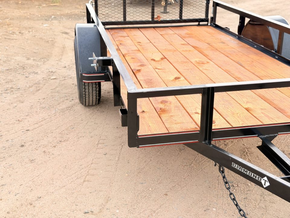 New 2027 Diamond T 5-10 Ramp Gate Utility 3K GVWR
