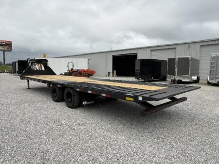 New HillCrest Gooseneck 20+12 Auto Latching Hydraulic Dovetail- 25.9K W/ Hyd Jacks, 14 Ply Tires, & Underslung Toolbox