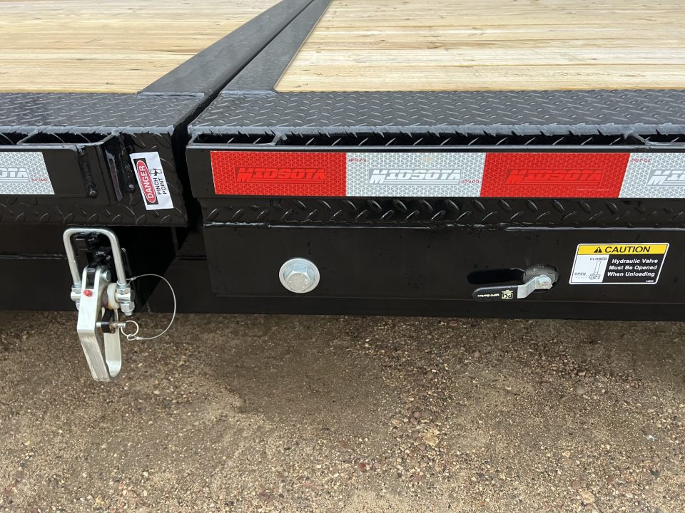 New 2026 Midsota 26' Tiltbed GN 8K Axles Tilt Trailer