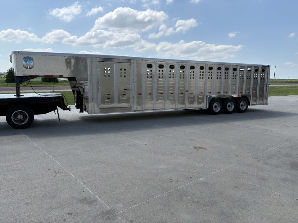 New 2027 Merritt 8x32ft Cattle Baron Livestock Trailer Triple axle