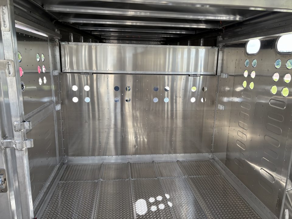 New 2027 Merritt 8x32ft Cattle Baron Livestock Trailer Triple axle