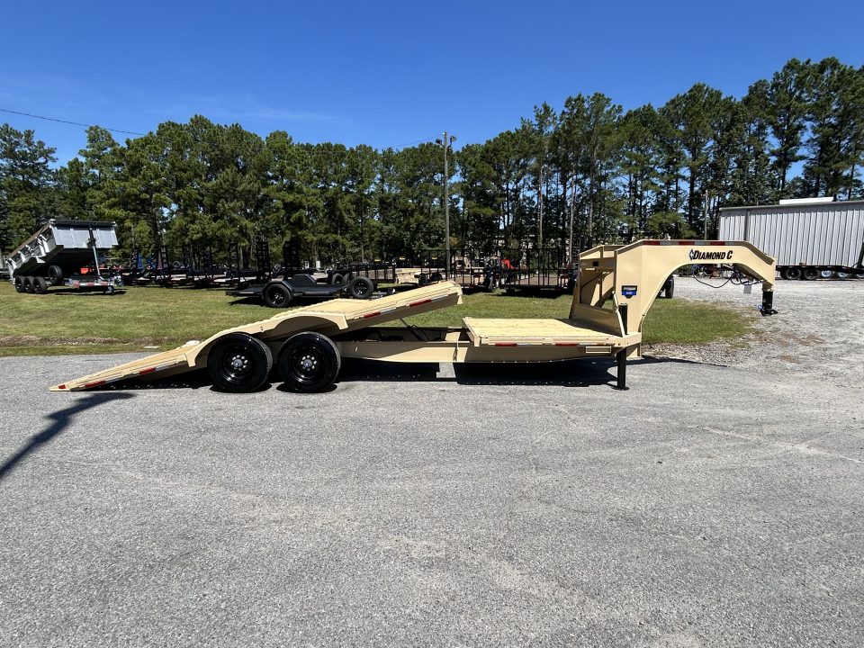 New 2027 Diamond C HXD210 Tilt Trailer, 7x24 ( 18ftTilt + 6ft Stationary ) Power Up & Down, Hydraulic Jacks, #17,250 lbs Payload, Drive Over Fenders