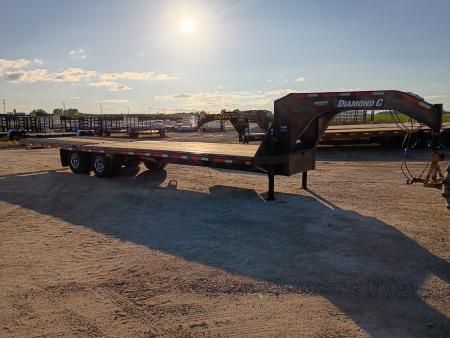 New 2027 Diamond C Trailers FMAX212 HDT 32X102