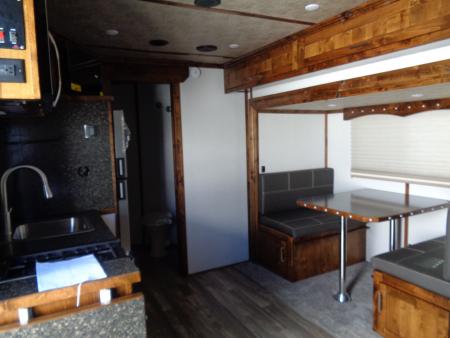 New 2027 Trails West * Sierra LQ 3-H 13x17 * Sierra LQ 3-Horse Side Load Rear Tack Horse Trailer w/ Slide Out