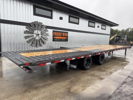 New 2027 Diamond C Trailers FMAX212HDT Deckover Trailer