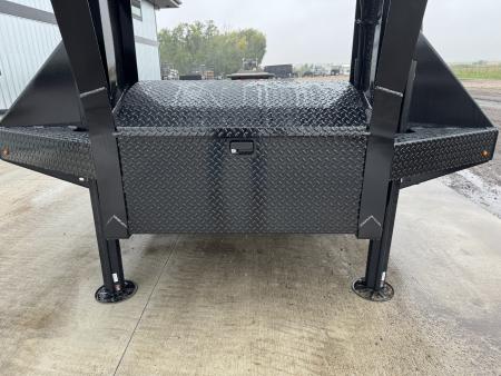 New 2027 Diamond C Trailers FMAX212 Deckover Trailer