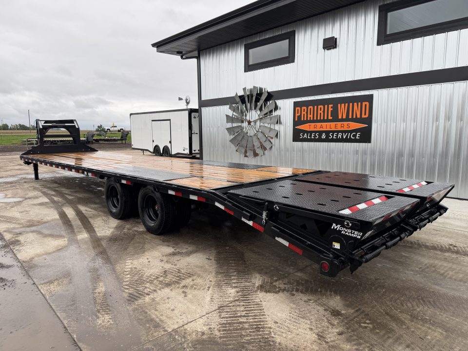 New 2027 PJ Trailers LD36GN Deckover Trailer