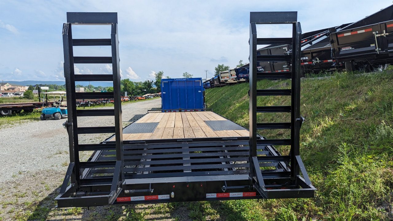 New 2027 Quality 21+4 HD Tagalong Deckover w/ Spring Assist Ramps & Pop Up Dove